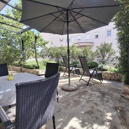 Apartman Vitamare 160 M From The Beach 노비비노돌스키 외부 사진