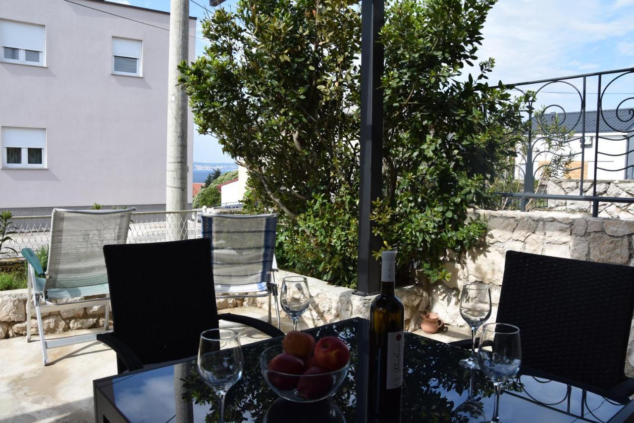 Apartman Vitamare 160 M From The Beach 노비비노돌스키 외부 사진