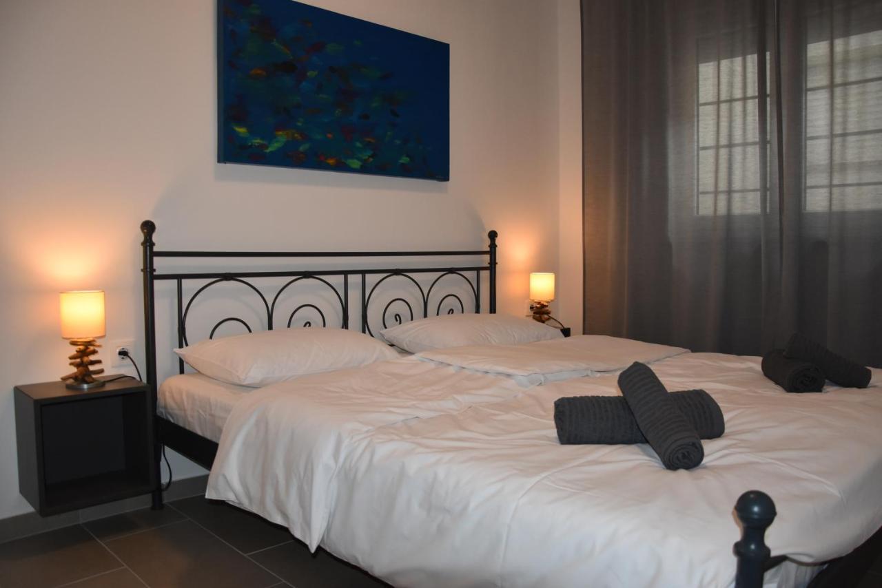 Apartman Vitamare 160 M From The Beach 노비비노돌스키 외부 사진